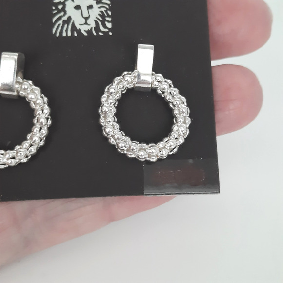 NWT ANNE KLEIN Silver Tone Textured Circle Door Knocker Hoop Post Earrings NEW - Picture 3 of 5